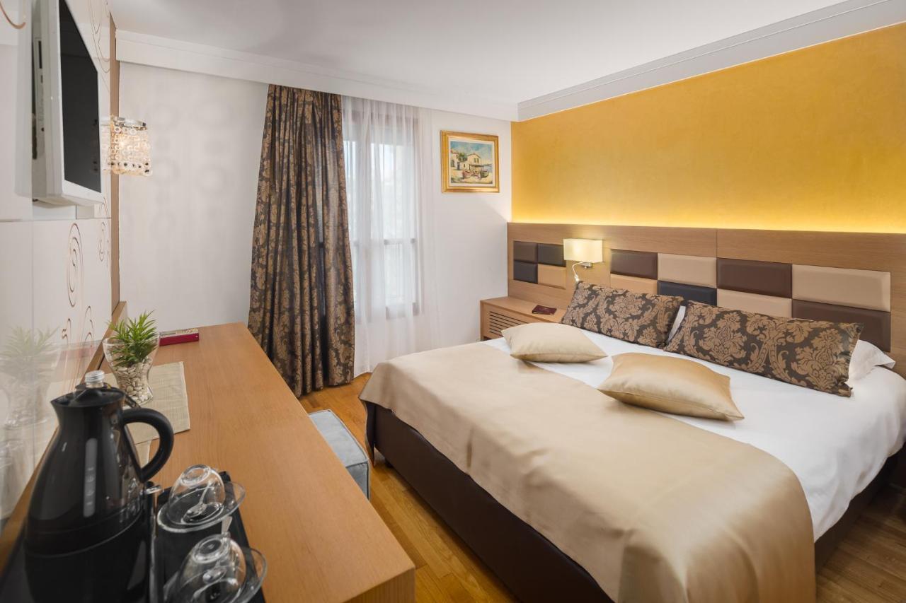 Hotel Cittar Novigrad  Exterior photo
